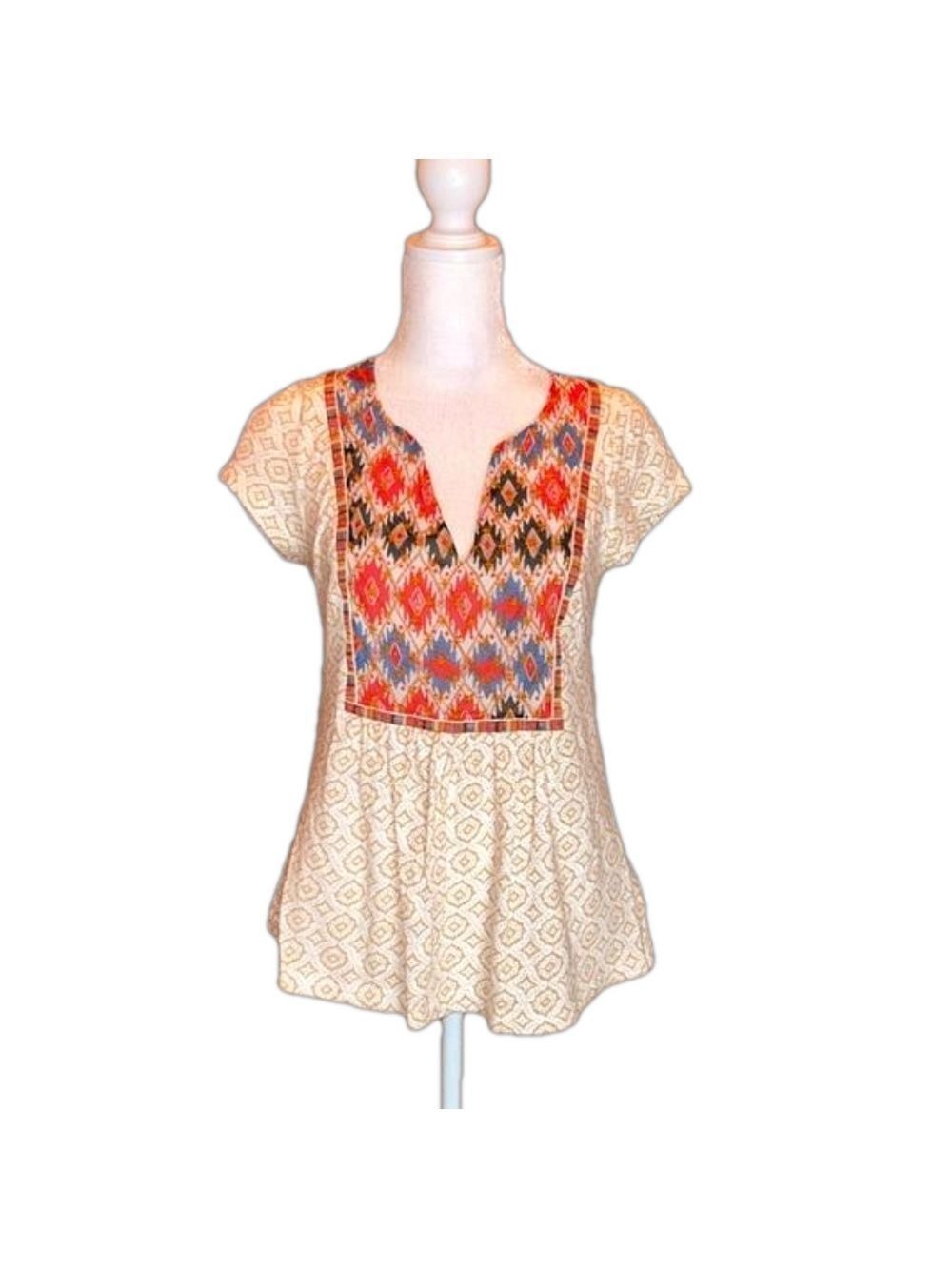 ANTHROPOLOGIE’S “Akemi + Kim” Tribal Embroidered Low Cut Tee-Shirt, Size XS